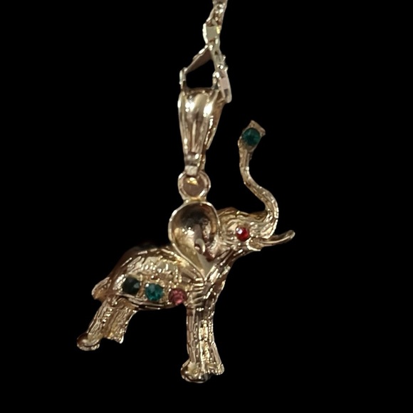 NWOT Rhinestone Elephant - Picture 2 of 7